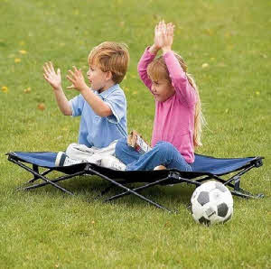 Regalo bed at the park